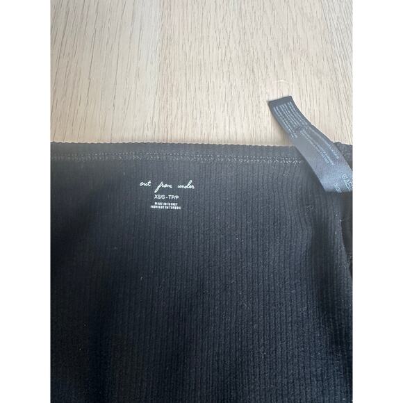 Black Top from Out from Under - Size XS/S - MINT - Picture 5 of 7